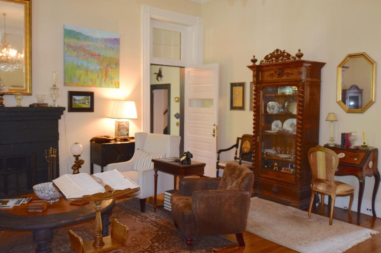 The Inn At Warm Springs Екстер'єр фото